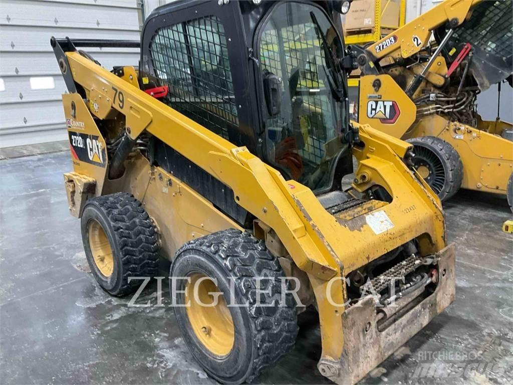 CAT 272D2 Mini Pale Gommate