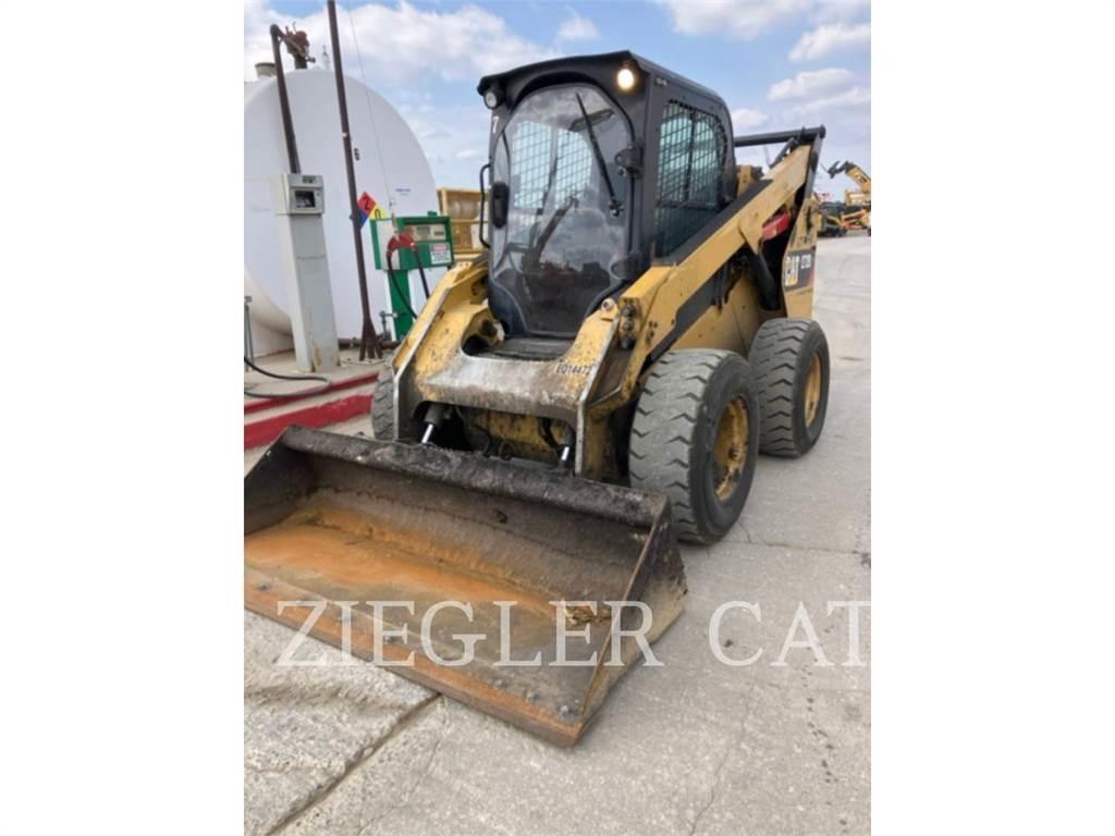CAT 272D2 Mini Pale Gommate