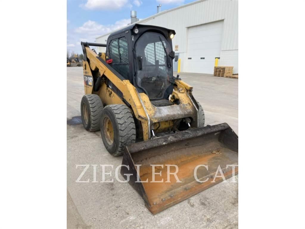 CAT 272D2 Mini Pale Gommate