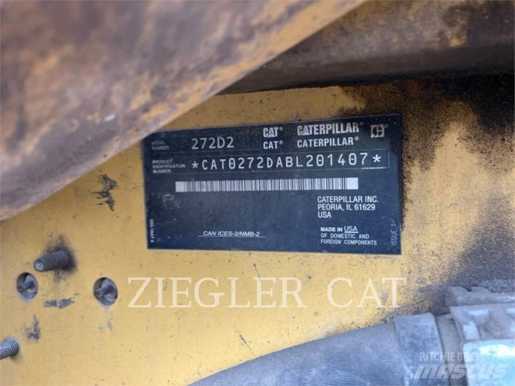 CAT 272D2 Mini Pale Gommate