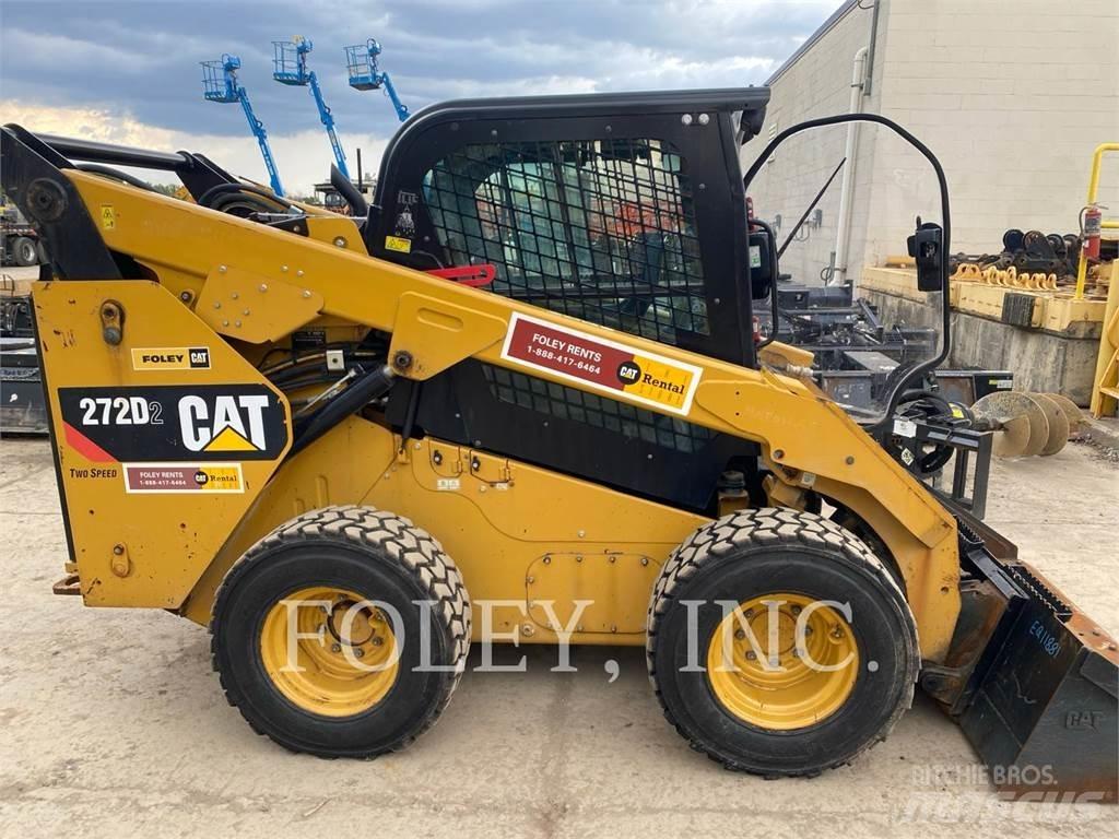 CAT 272D2 Mini Pale Gommate