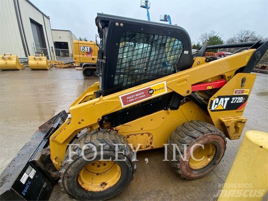 CAT 272D2 Mini Pale Gommate