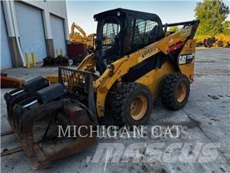 CAT 272D2 A2HQ Mini Pale Gommate