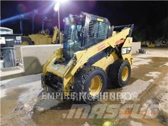 CAT 272D2 XHP Mini Pale Gommate