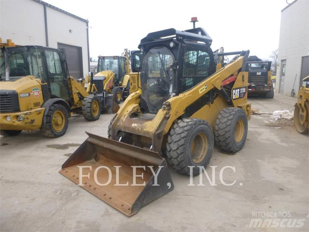 CAT 272D2XHP Mini Pale Gommate