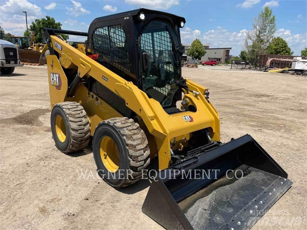 CAT 272D3 Mini Pale Gommate