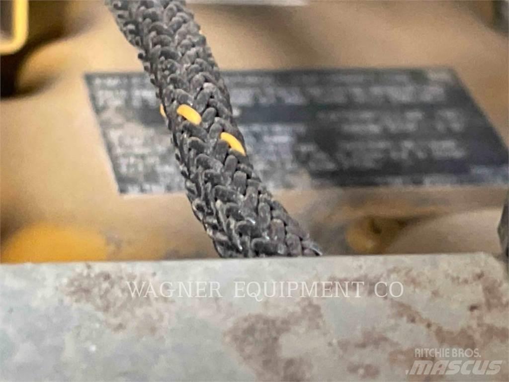 CAT 272D3 Mini Pale Gommate