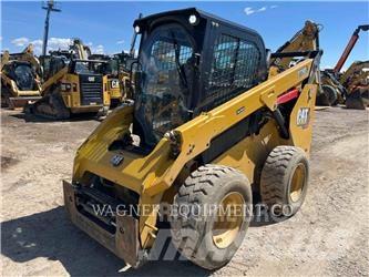CAT 272D3 Mini Pale Gommate