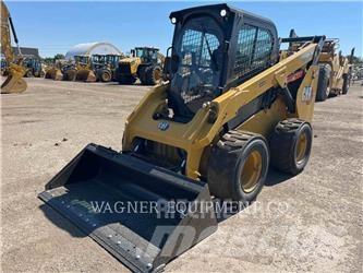 CAT 272D3 Mini Pale Gommate