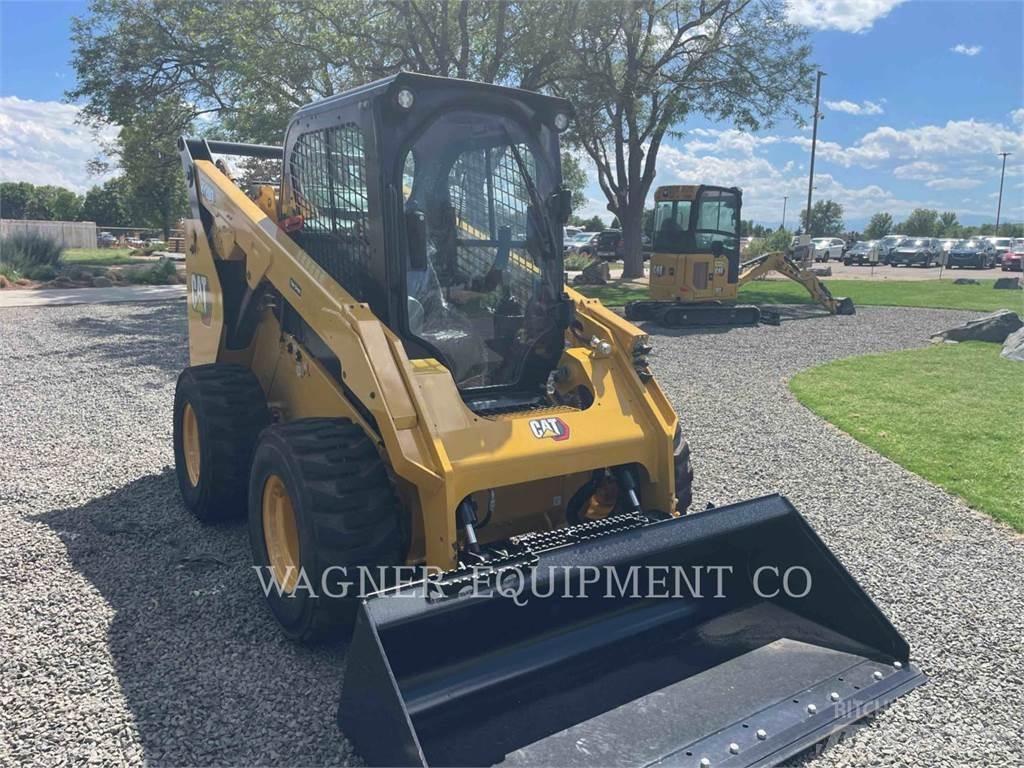 CAT 272D3 Mini Pale Gommate