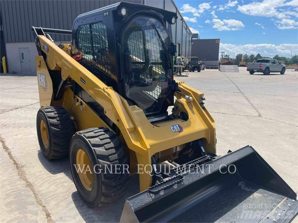 CAT 272D3 Mini Pale Gommate