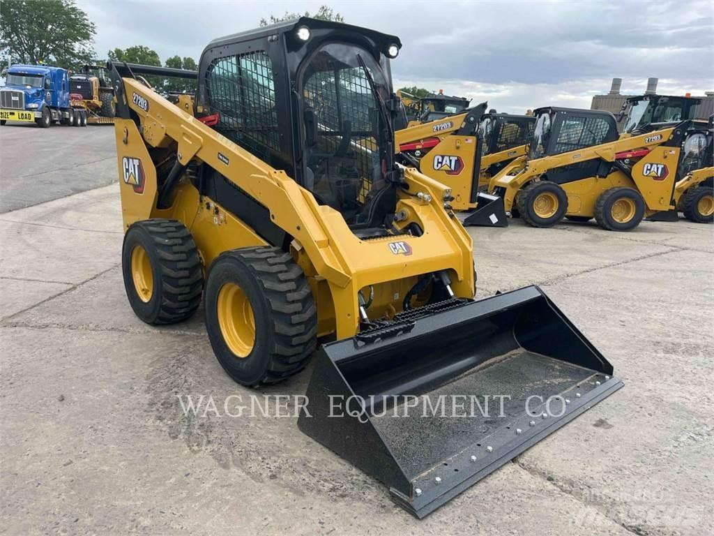 CAT 272D3 Mini Pale Gommate