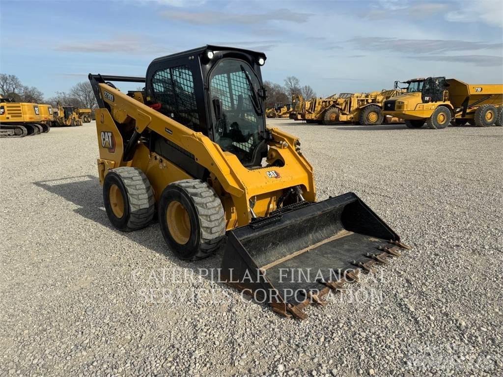 CAT 272D3 Mini Pale Gommate
