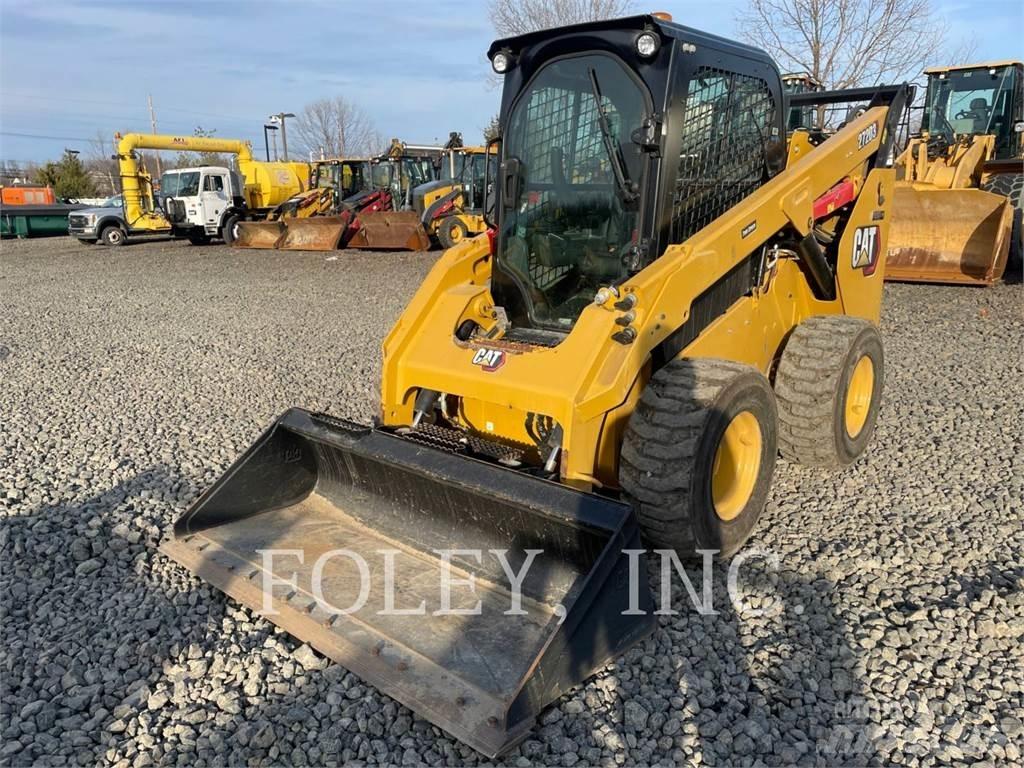 CAT 272D3 Mini Pale Gommate