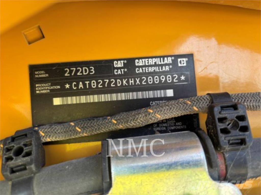 CAT 272D3 Mini Pale Gommate