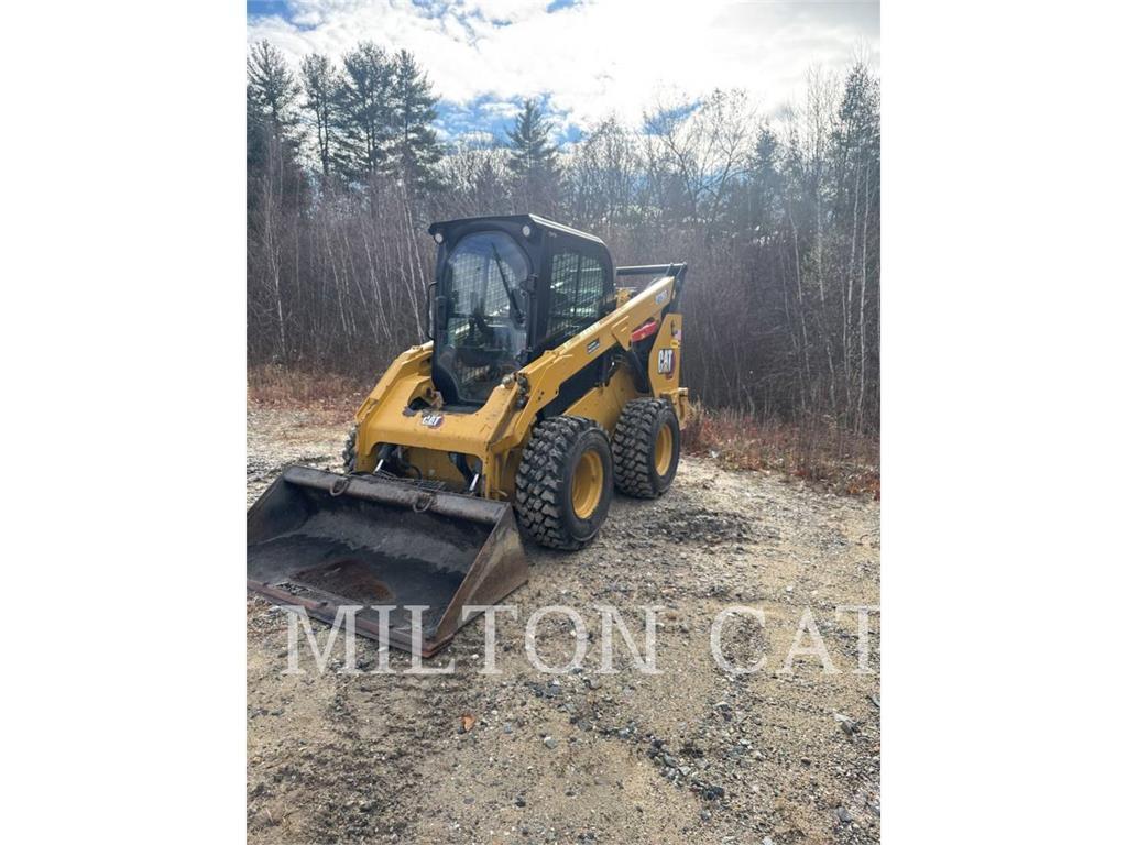 CAT 272D3 Mini Pale Gommate