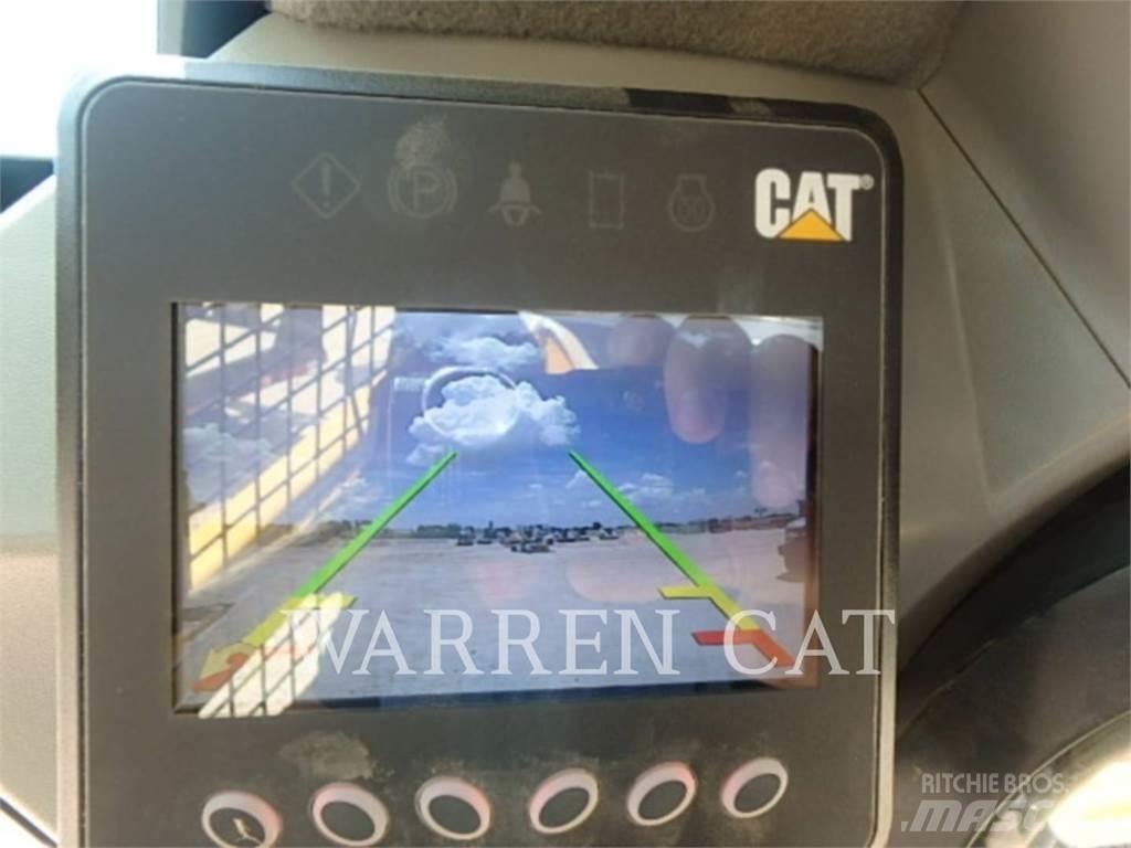 CAT 272D3 C3H2 Mini Pale Gommate