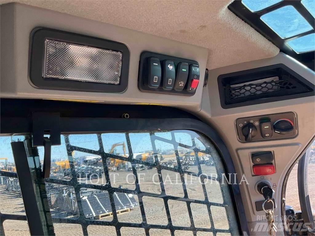 CAT 272D3XE Mini Pale Gommate