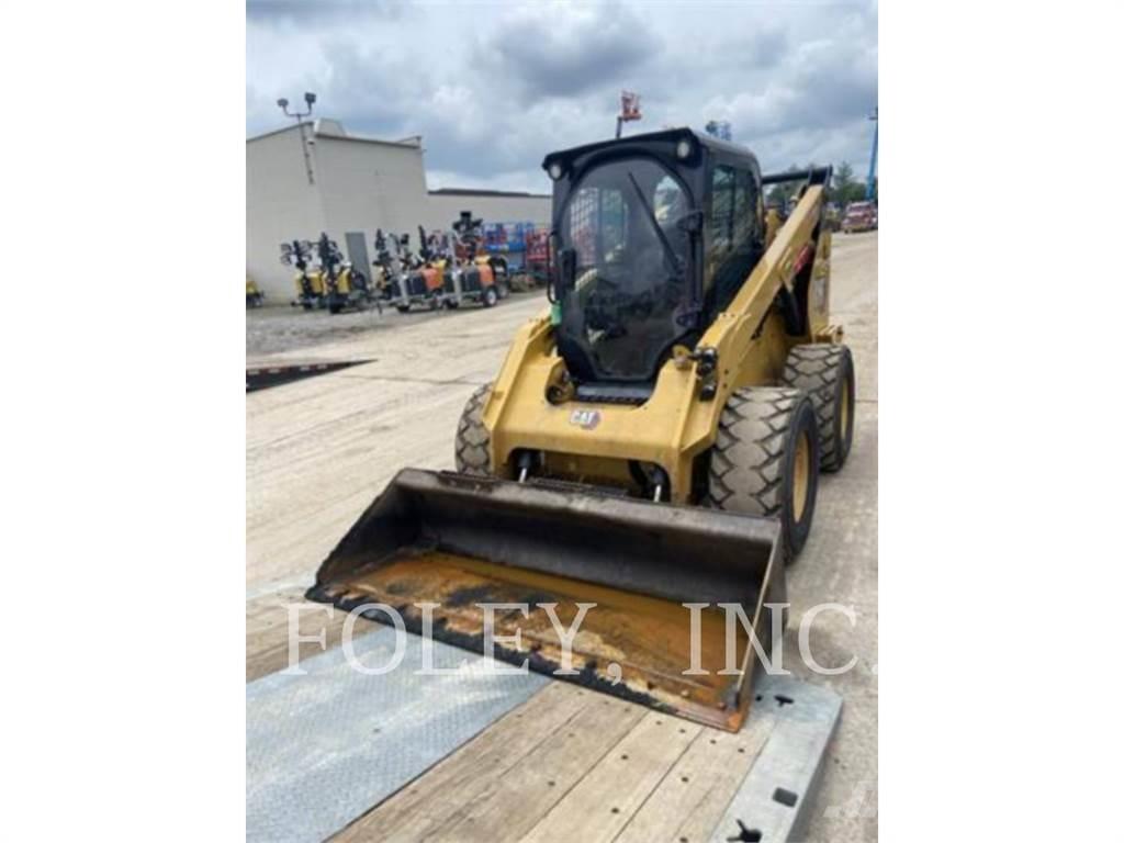 CAT 272D3XE Mini Pale Gommate