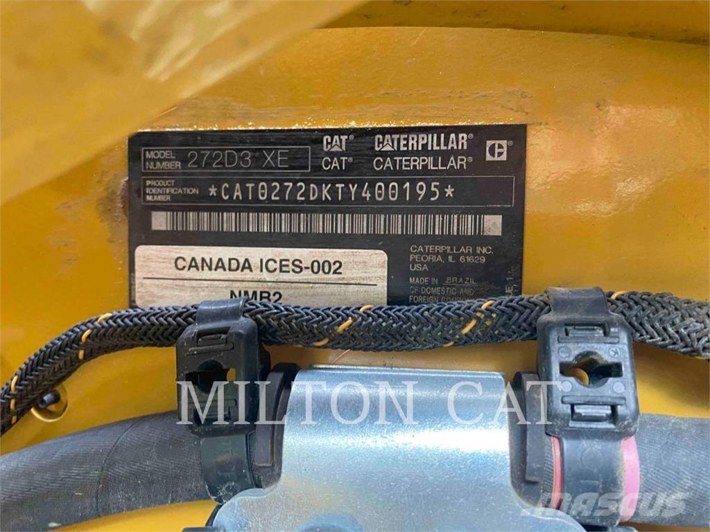 CAT 272D3XE Mini Pale Gommate