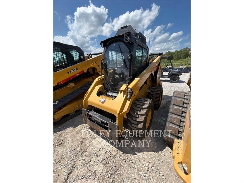 CAT 272D3XPS2C Mini Pale Gommate