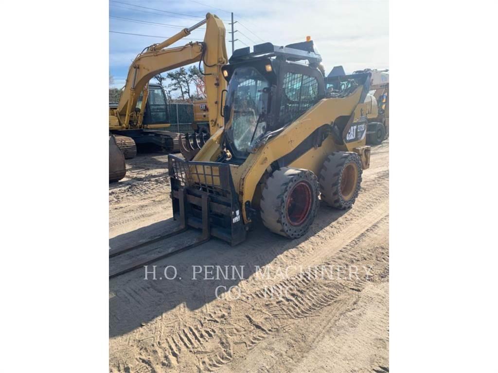 CAT 272DXHP Mini Pale Gommate