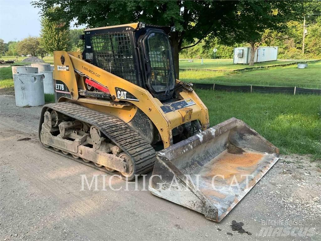 CAT 277B A Mini Pale Gommate