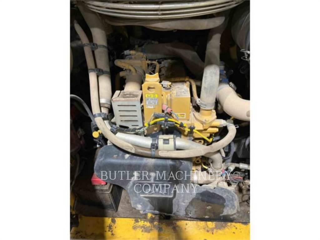 CAT 279D Pale cingolate