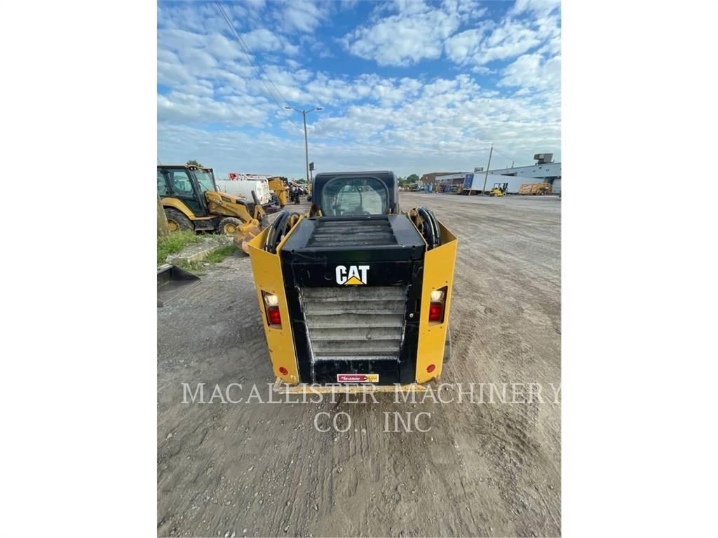 CAT 279D Pale cingolate