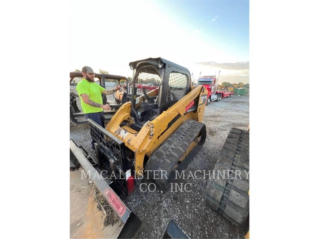 CAT 279D Pale cingolate