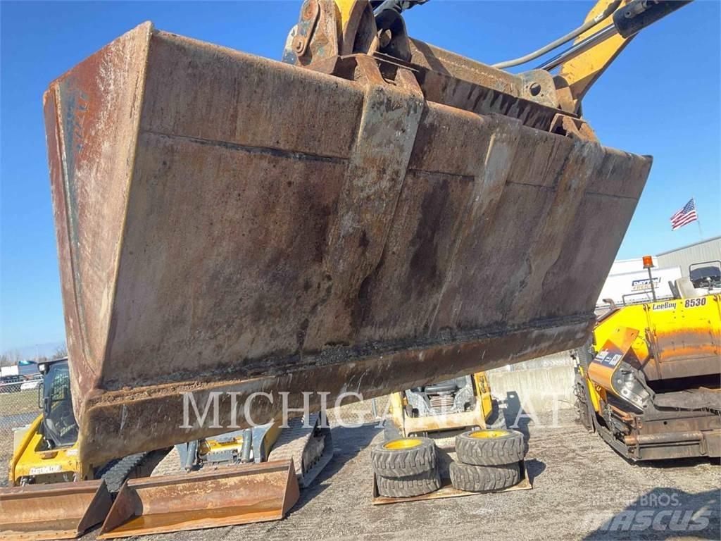 CAT 279D3 AQB Mini Pale Gommate