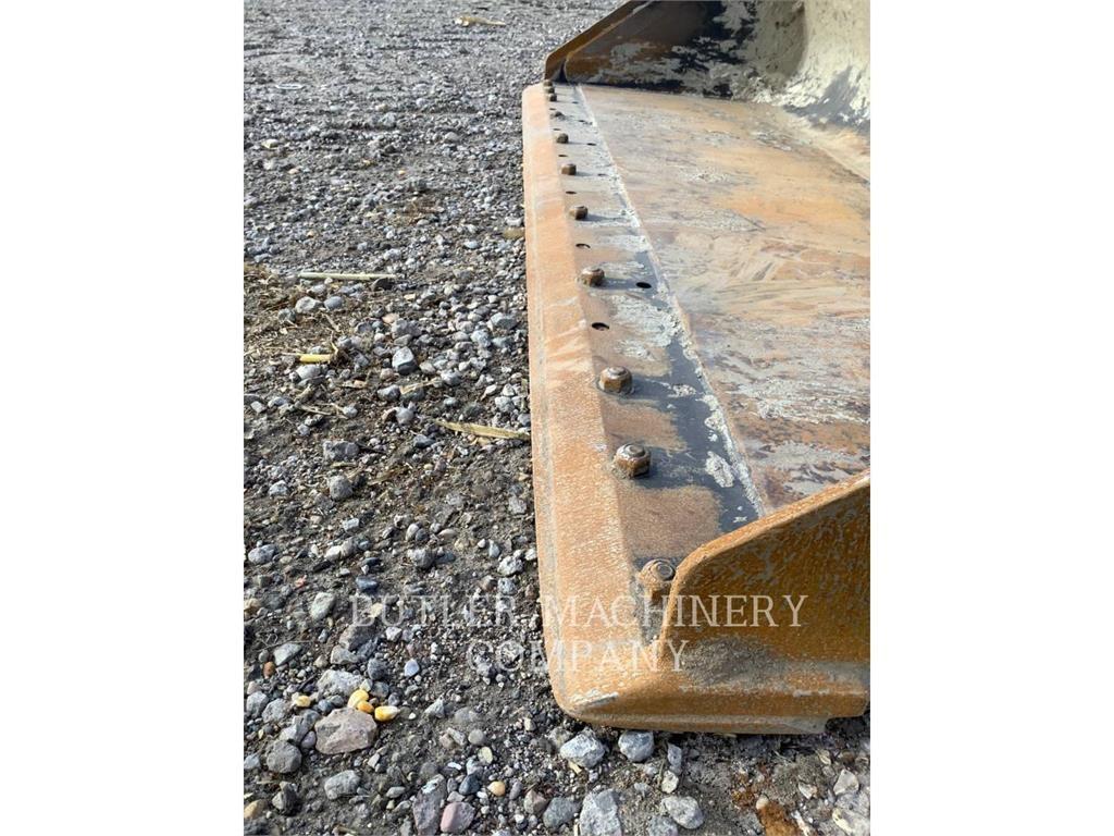 CAT 279D3 C3H2 Pale cingolate