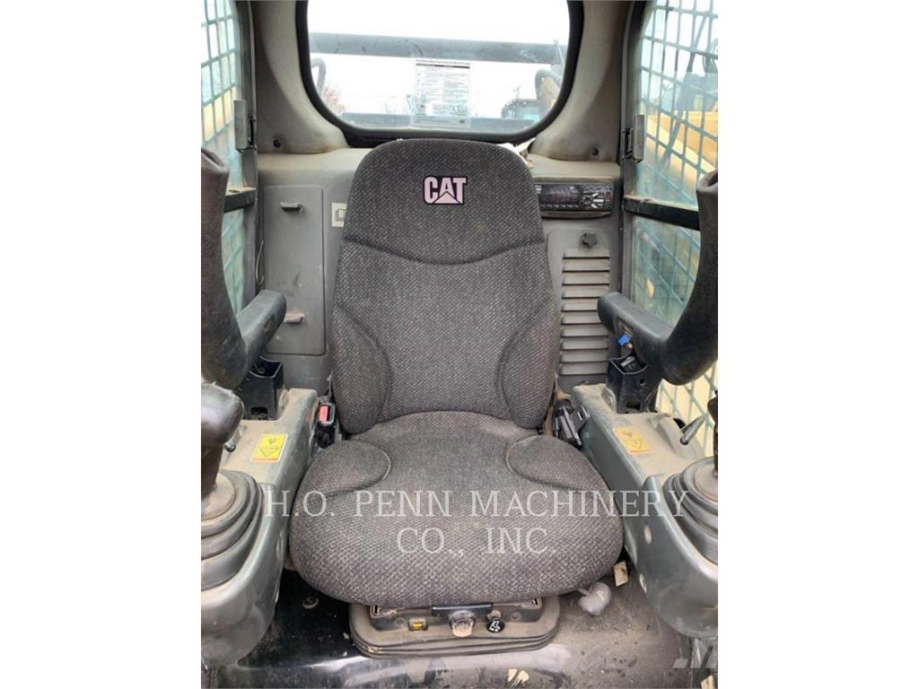 CAT 289D Pale cingolate