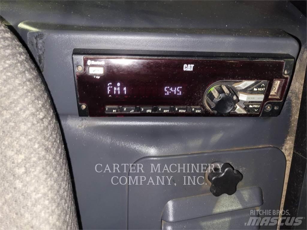 CAT 289D3 Mini Pale Gommate