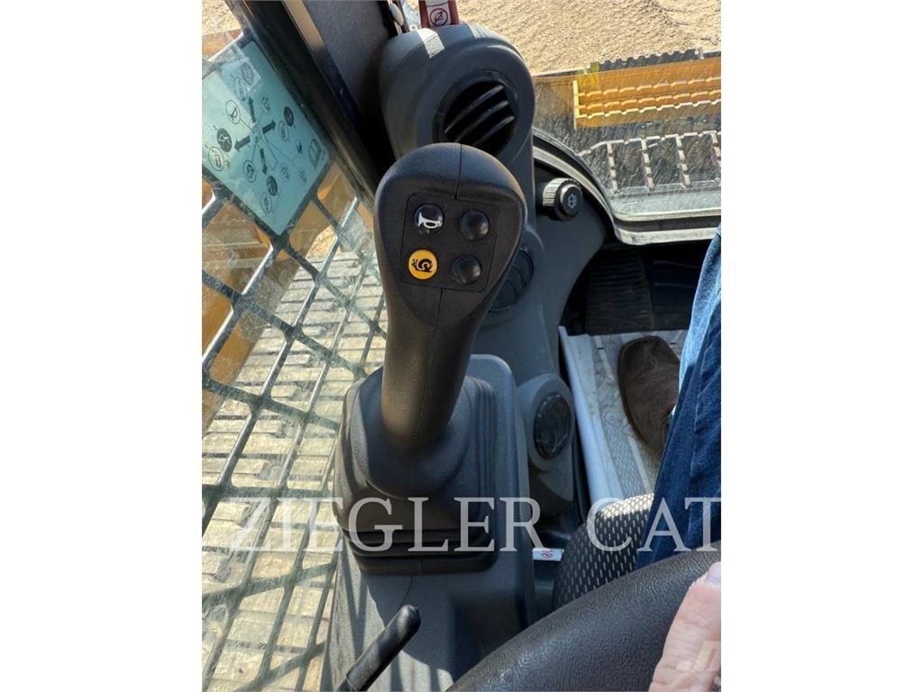 CAT 289D3 Pale cingolate