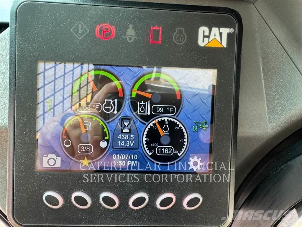 CAT 289D3 Pale cingolate