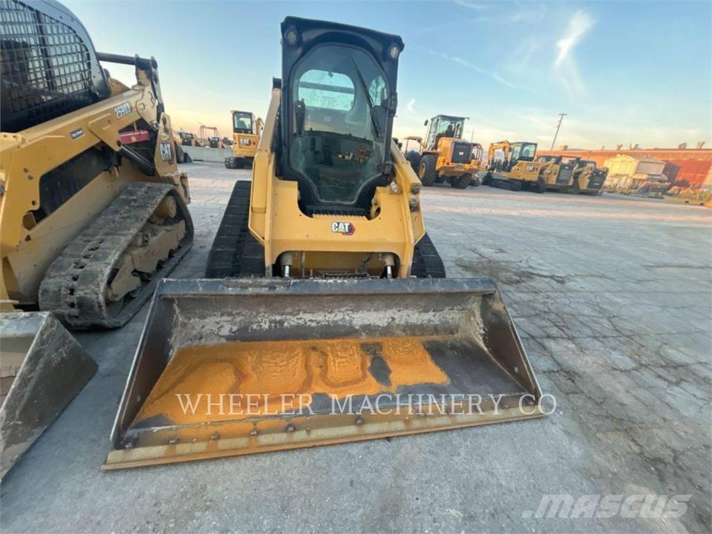 CAT 289D3 C3H2 Pale cingolate