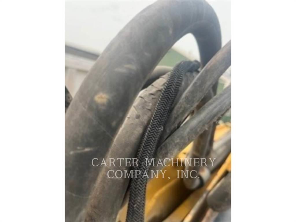 CAT 299C Mini Pale Gommate