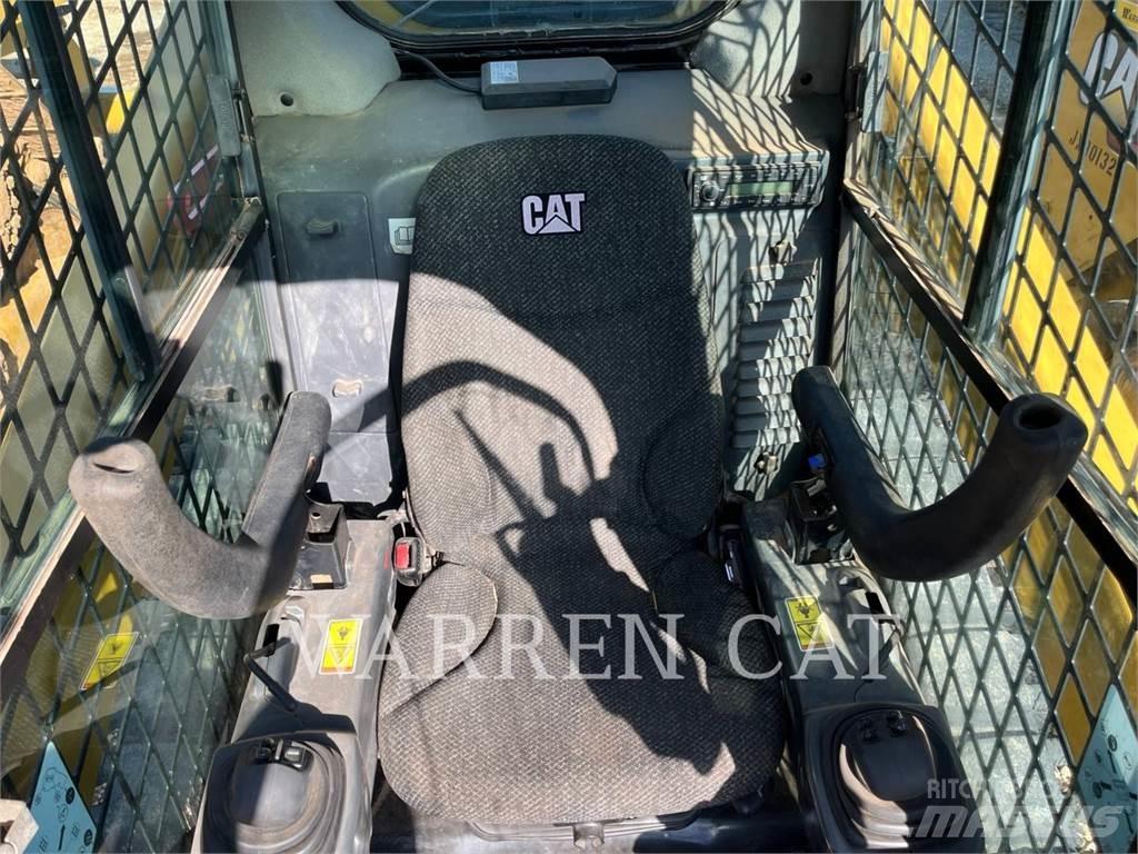 CAT 299D2 Pale cingolate
