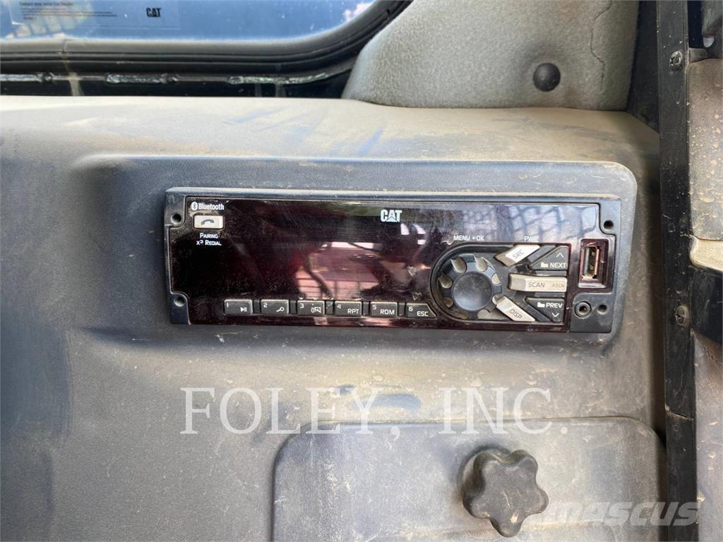 CAT 299D2 Pale cingolate