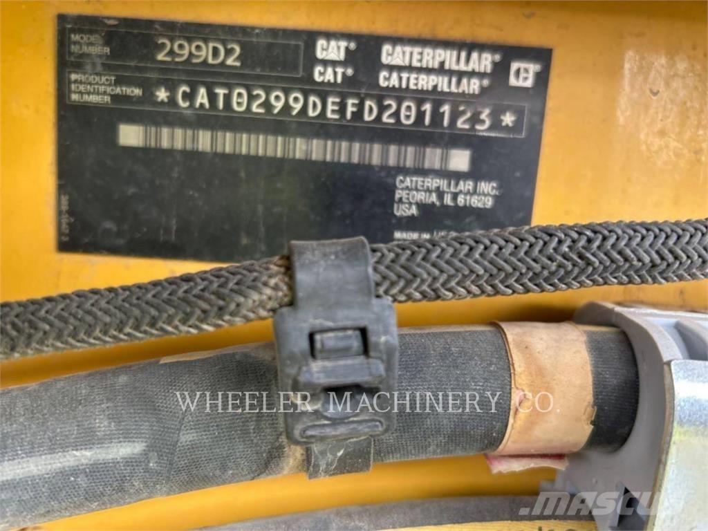 CAT 299D2 C3HF Pale cingolate