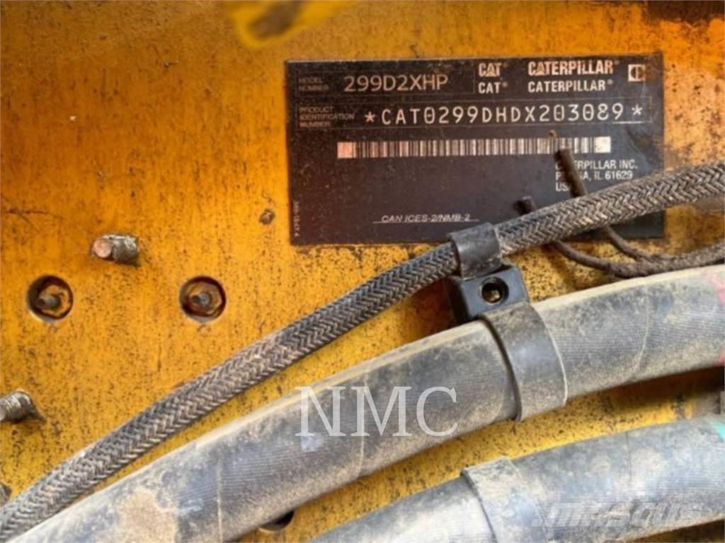 CAT 299D2 XHP Mini Pale Gommate