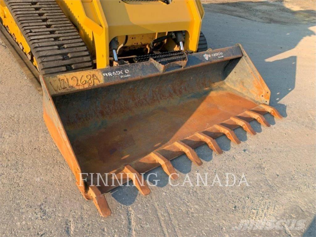 CAT 299D2 XHP Pale cingolate