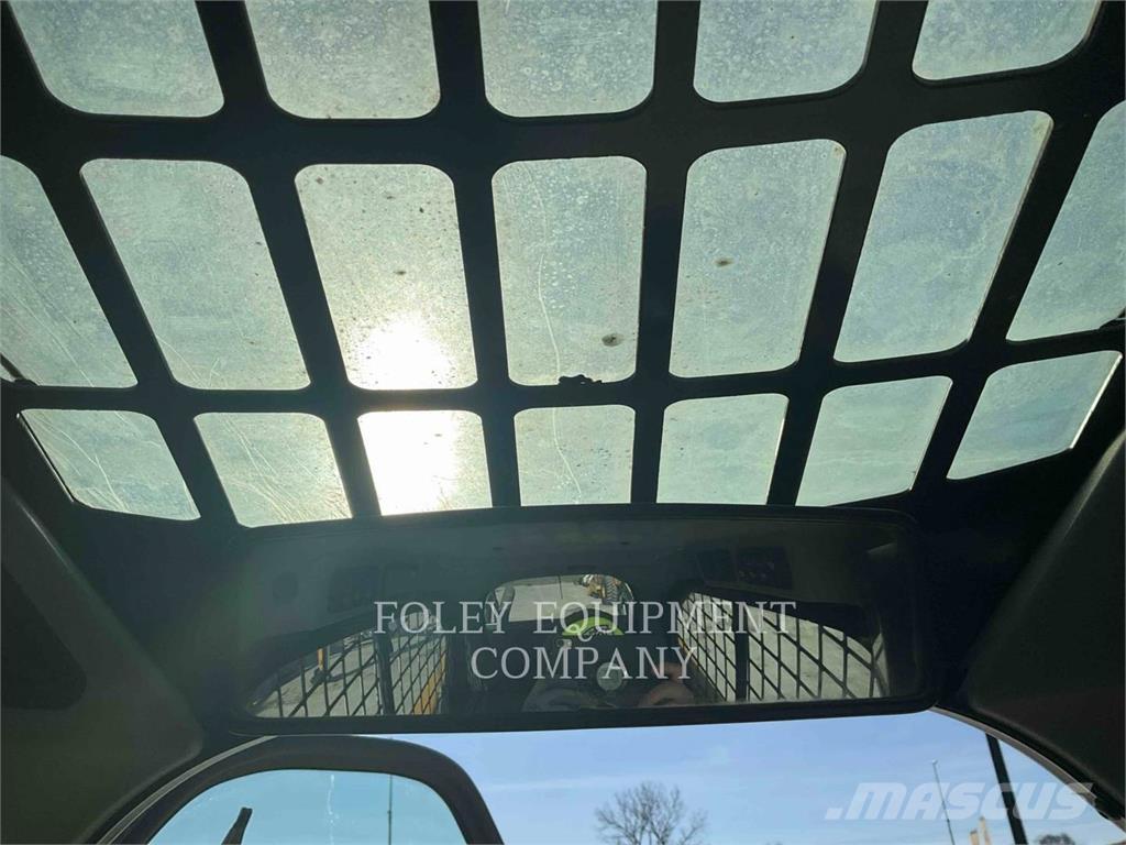 CAT 299D2STD2C Mini Pale Gommate