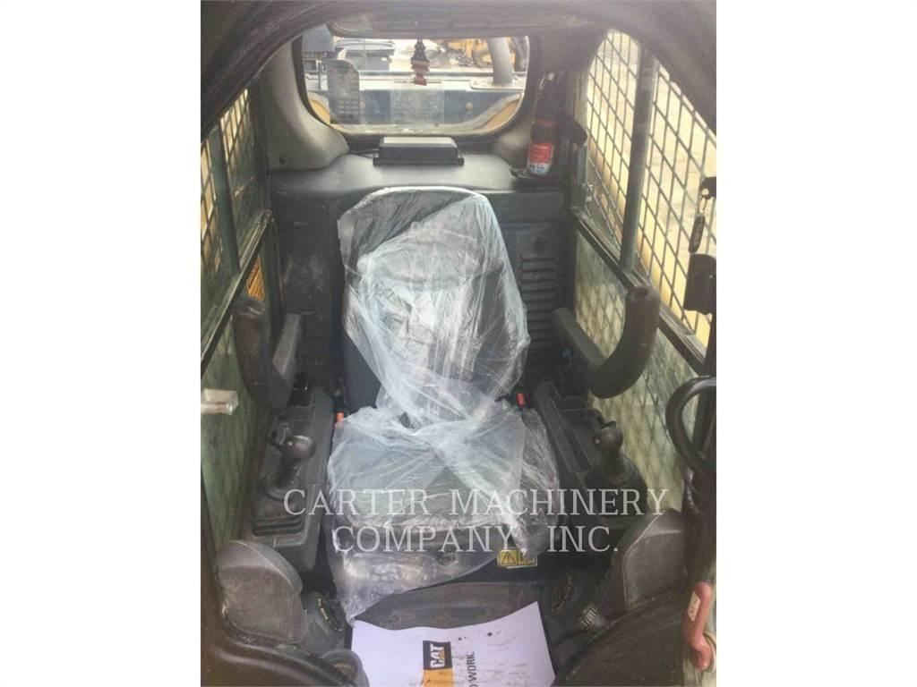 CAT 299D3 Mini Pale Gommate