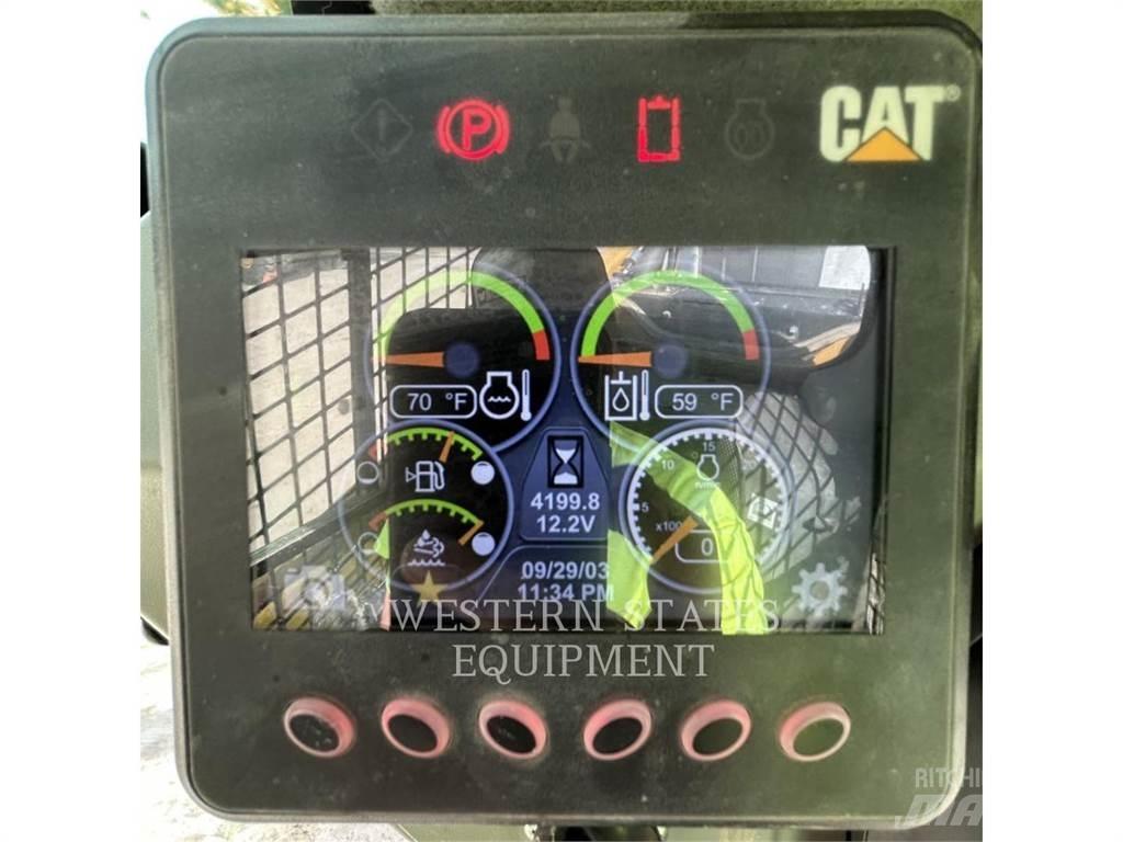 CAT 299D3 Mini Pale Gommate