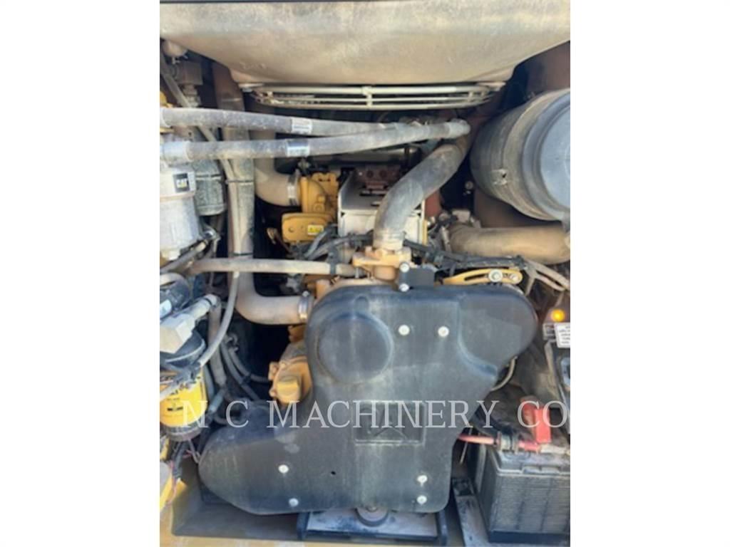 CAT 299D3 Mini Pale Gommate