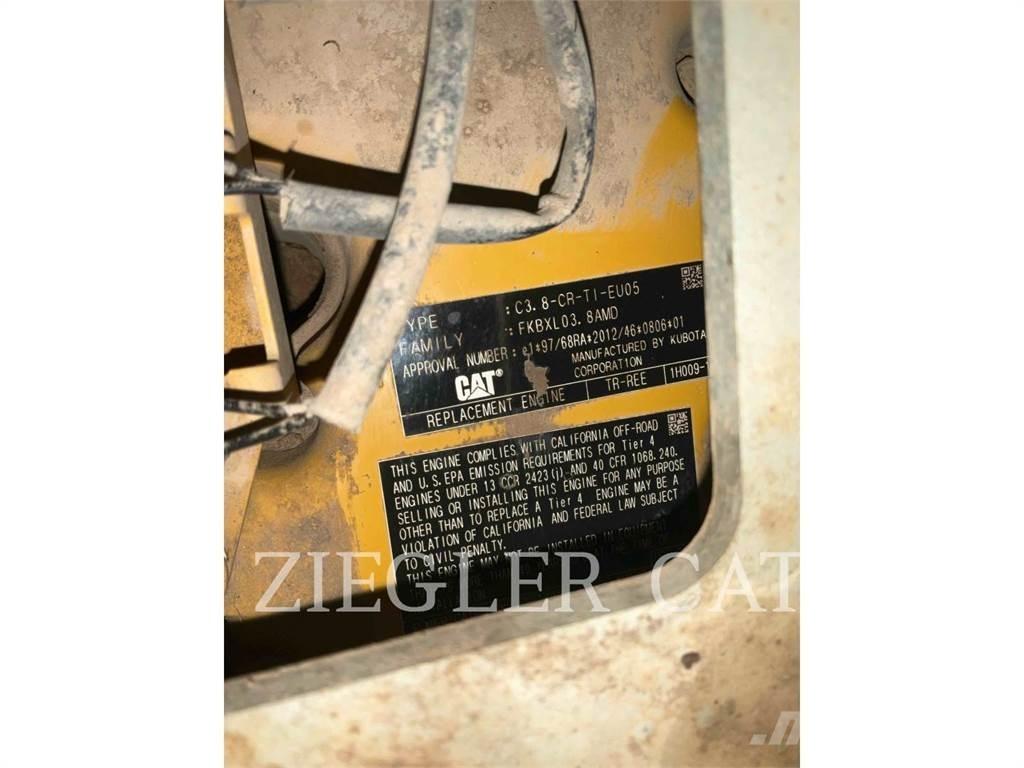 CAT 299D3 Pale cingolate