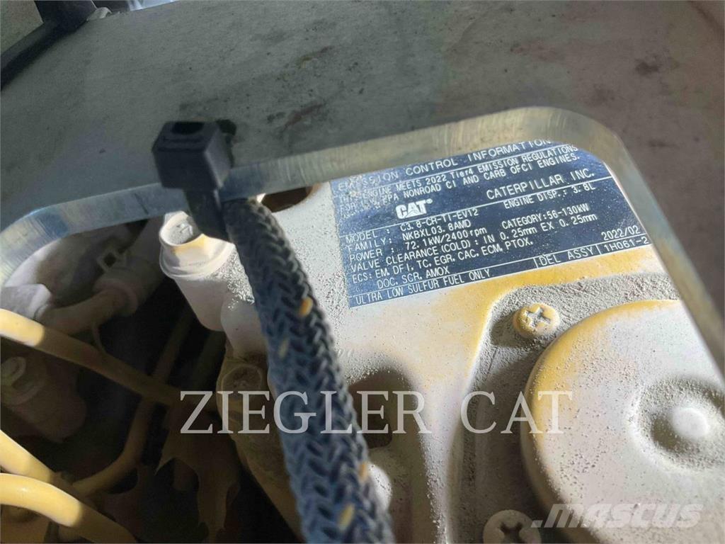 CAT 299D3 Pale cingolate