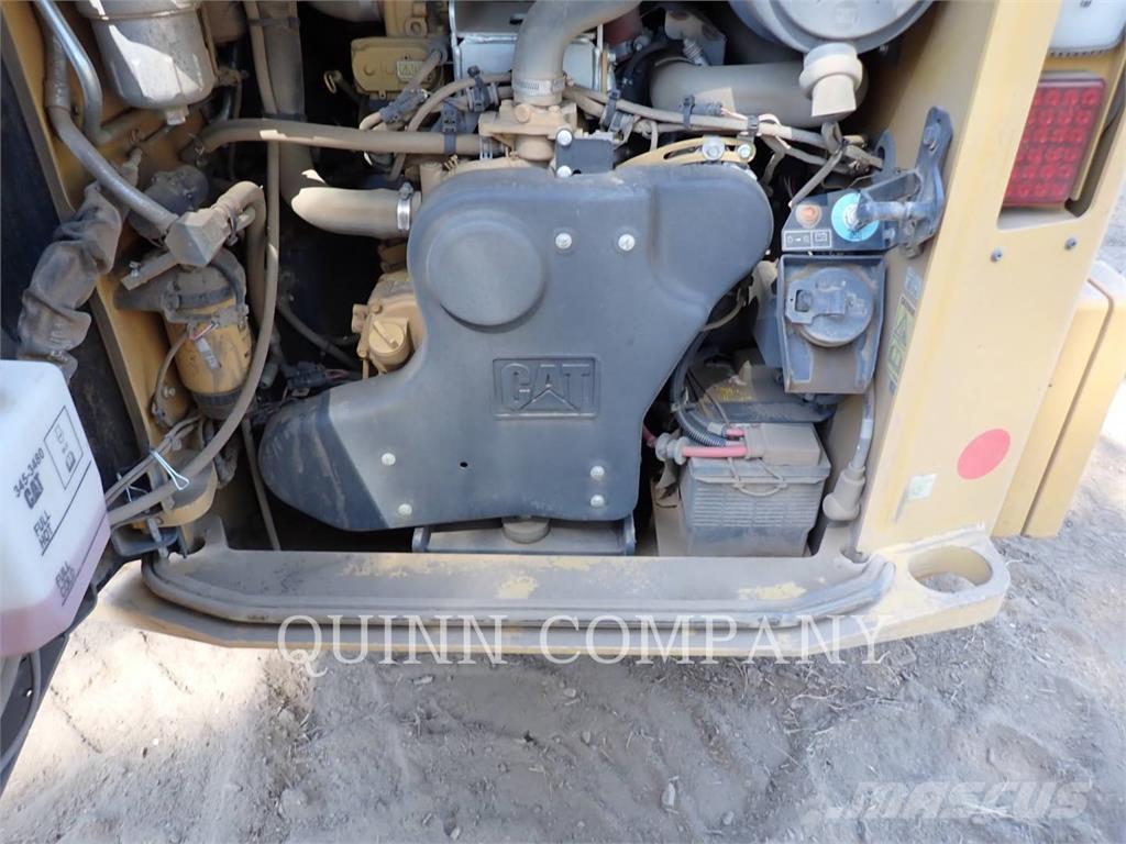 CAT 299D3 Mini Pale Gommate